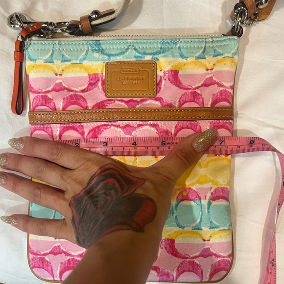 Coach Hampton Scribble Stripe Swingpack Crossbody Bag Purse - Picture 11 of 15